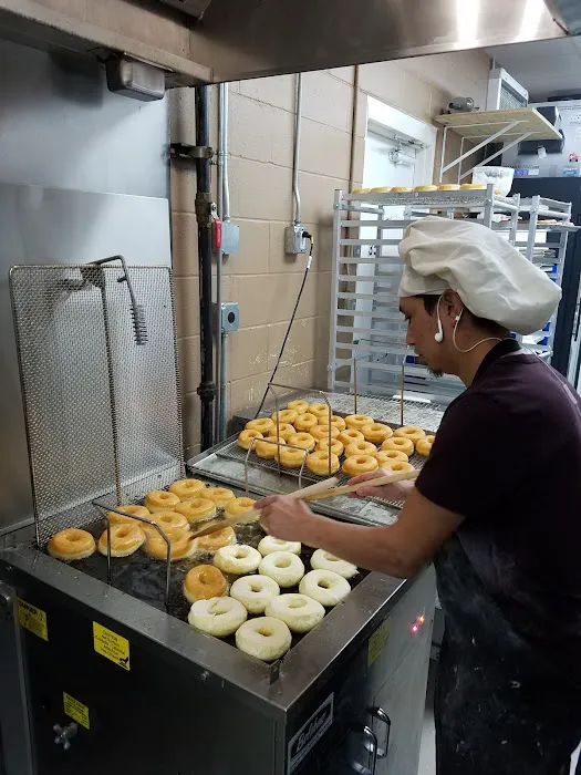 TJ's Donut Factory Picture 6