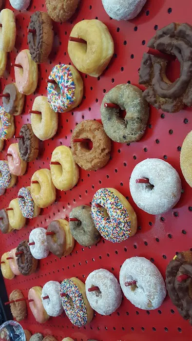 Donut Palace Picture 6