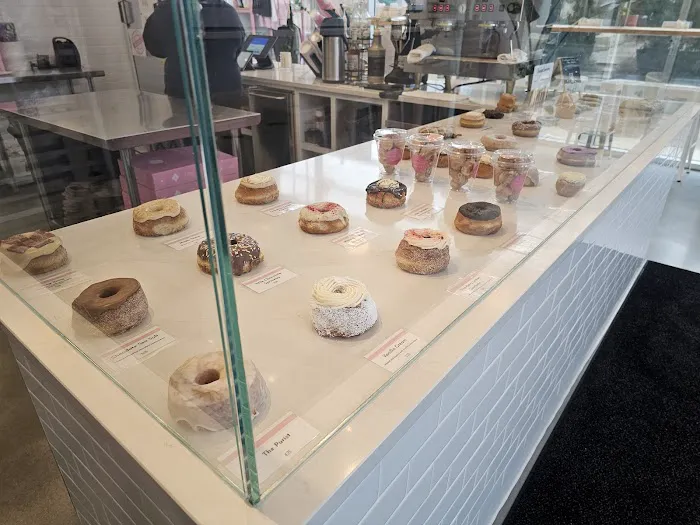 Five Daughters Bakery | The Fountains Picture 4