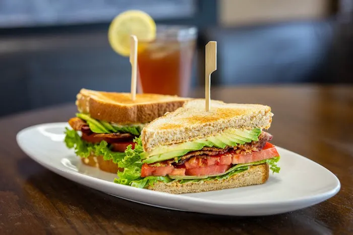 The Three Mothers Cuisine & Bakery Picture 8