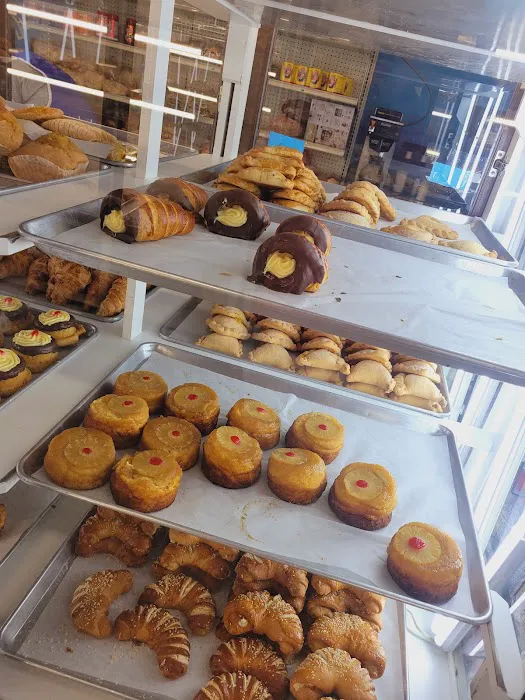 El Hornito Bakery 2 Picture 6