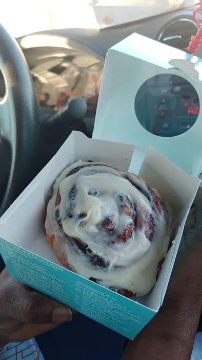 Cinnabon Picture 9