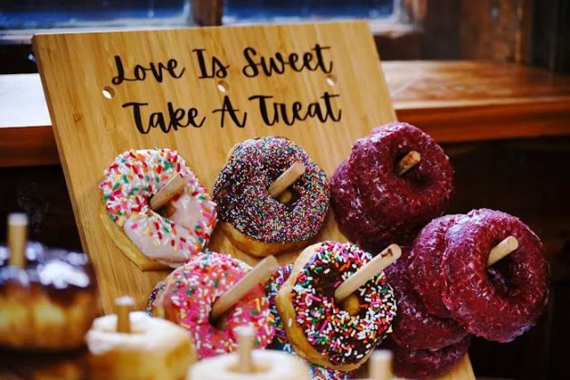 Donut Palace