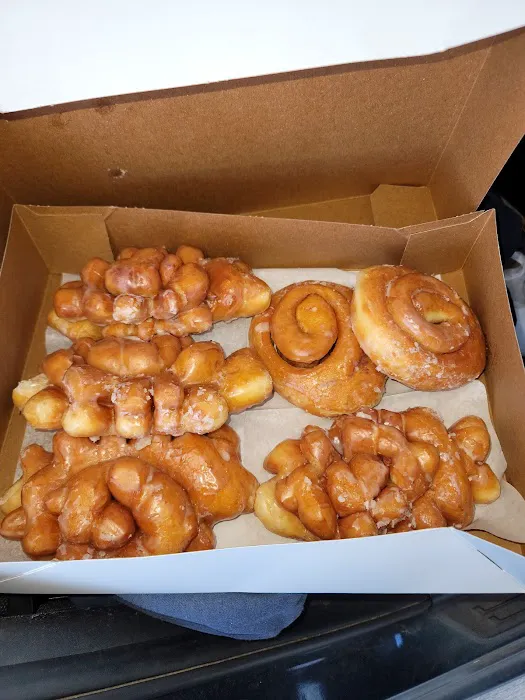 Donut Palace Picture 9