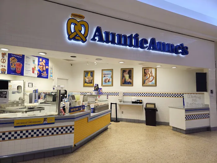 Auntie Anne's Picture 3