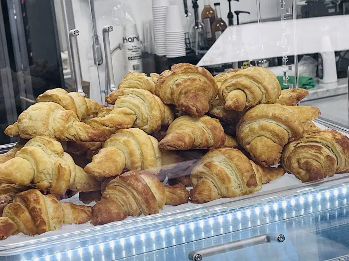 Dolce-GF Patisserie Picture 4