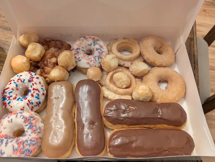 Arnold's Donuts and Coffee Picture 6