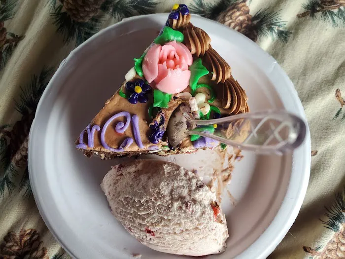 Boonzaaijer's Dutch Bakery Picture 9