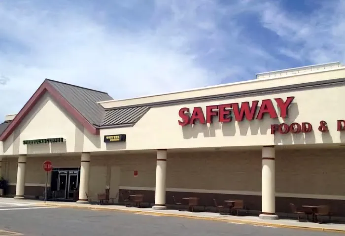 Safeway Bakery Picture 1