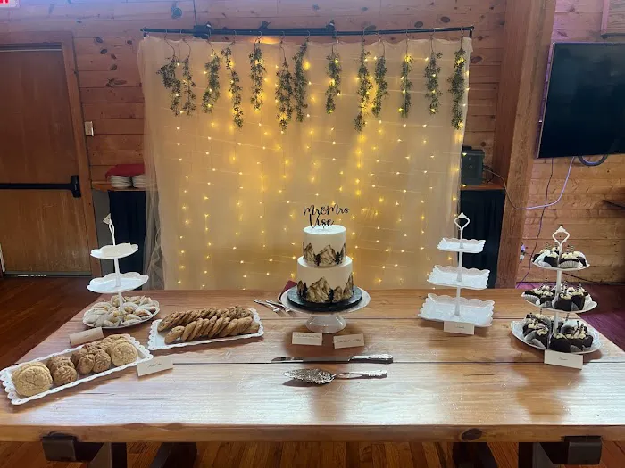 Sugarplum Cake Shoppe Picture 6