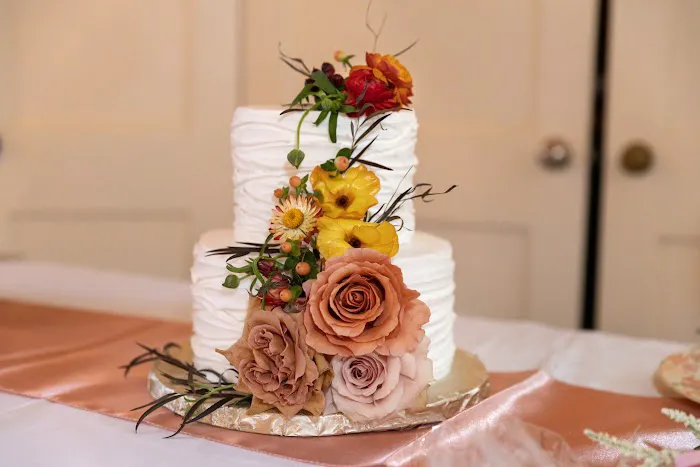 Sugarplum Cake Shoppe Picture 8