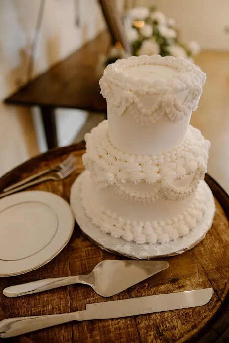 Sugarplum Cake Shoppe Picture 5