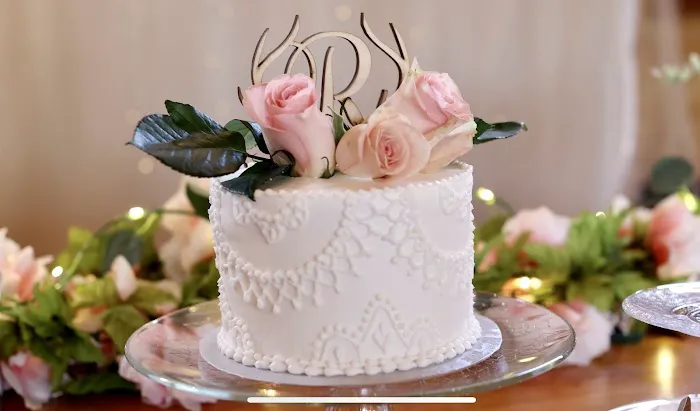 Sugarplum Cake Shoppe Picture 7