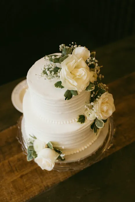 Sugarplum Cake Shoppe Picture 3