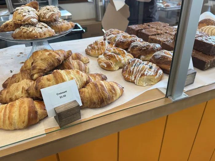 La Concha Bakery & Coffee Picture 8