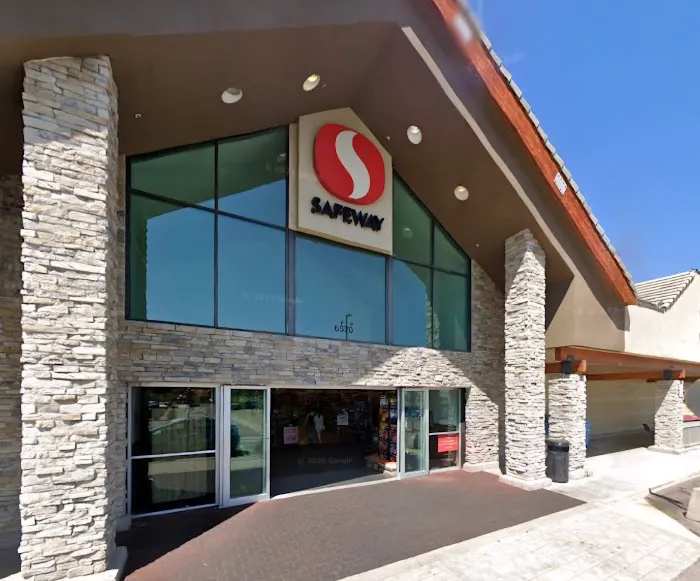 Safeway Bakery Picture 1