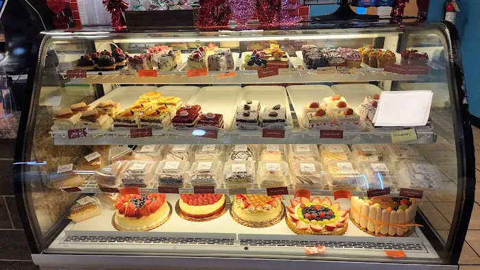 Exquisite Cake Bakery Picture 2