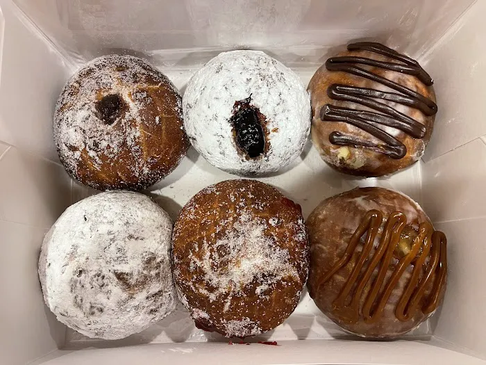 Dorothy Ann Bakery and Cafe Picture 2