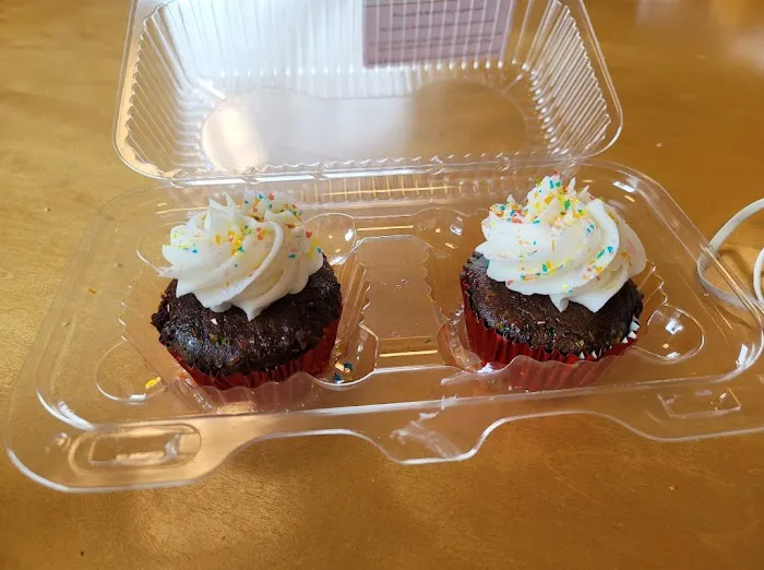 Nadia Cakes Picture 3