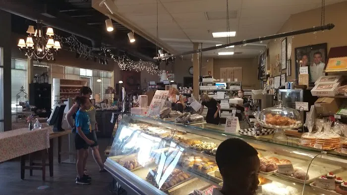 Dorothy Ann Bakery and Cafe Picture 1