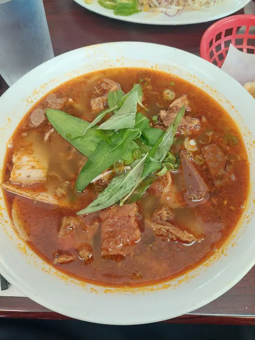 Ai Hue's Bakery & Deli Picture 1