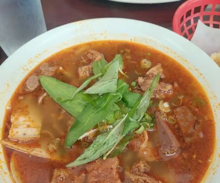 Ai Hue's Bakery & Deli
