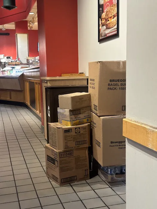 Bruegger's Bagels Picture 10