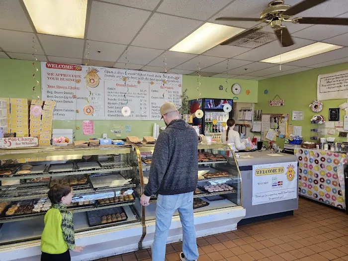 Donut Hut Picture 6