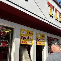 Tiny Tim Donuts ico