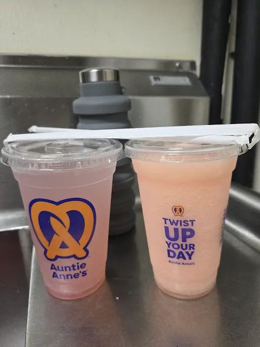 Auntie Anne's Picture 8
