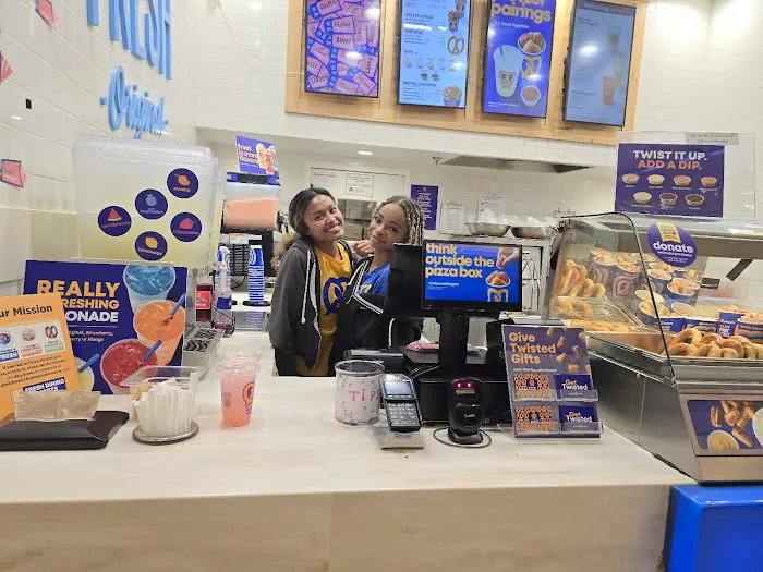 Auntie Anne's Picture 10