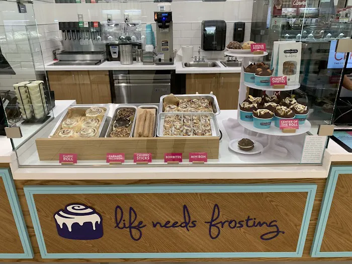 Cinnabon Picture 7