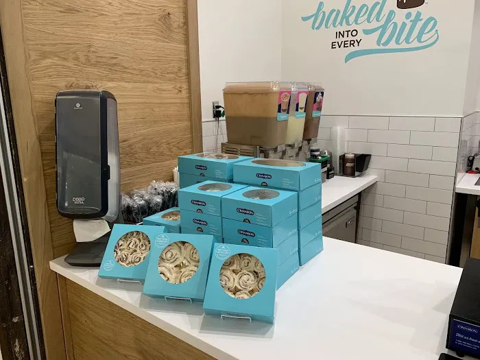 Cinnabon Picture 3