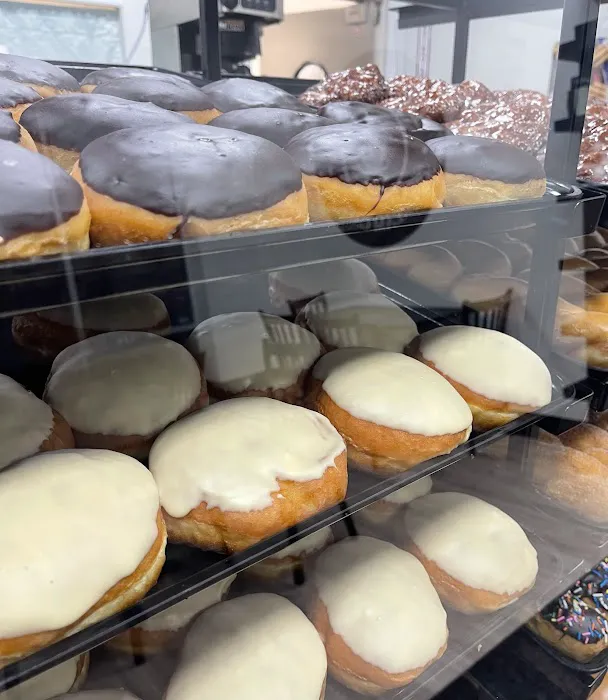 DC Donuts Dream Cafe Picture 10