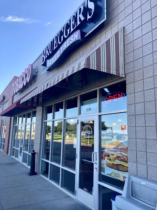 Bruegger's Bagels Picture 5