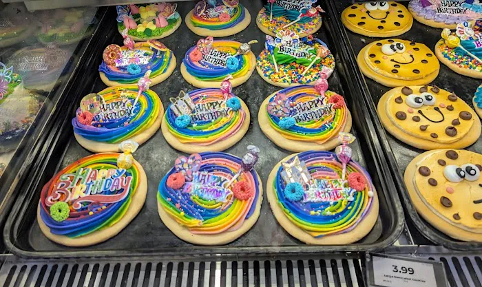 Hy-Vee Bakery Picture 3