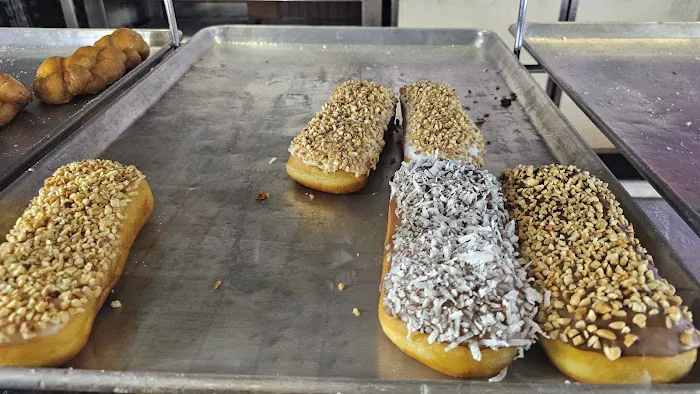 Puffy Cream Donuts Plus Picture 4