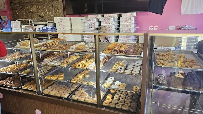Puffy Cream Donuts Plus Picture 5