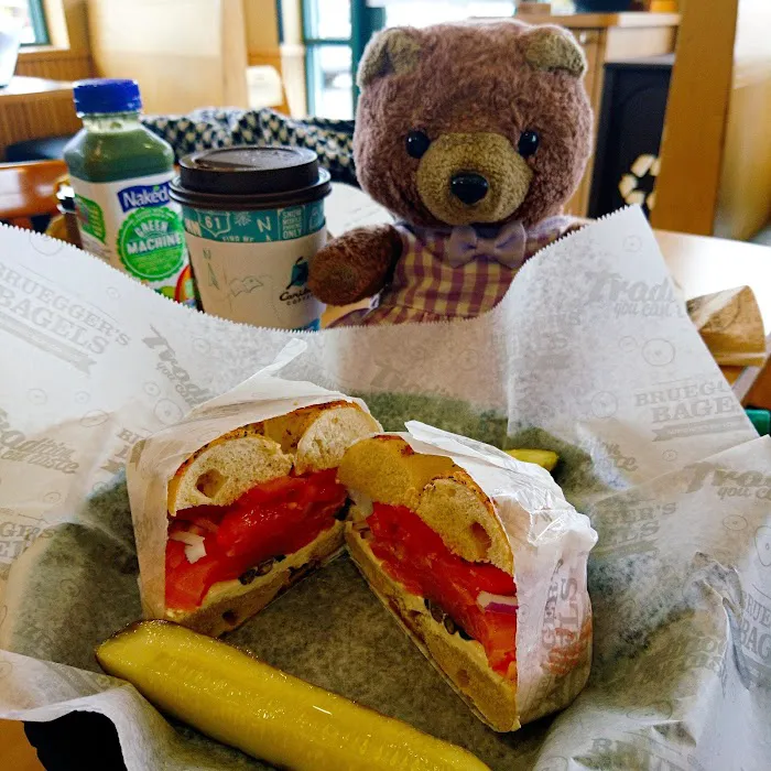 Bruegger's Bagels Picture 7
