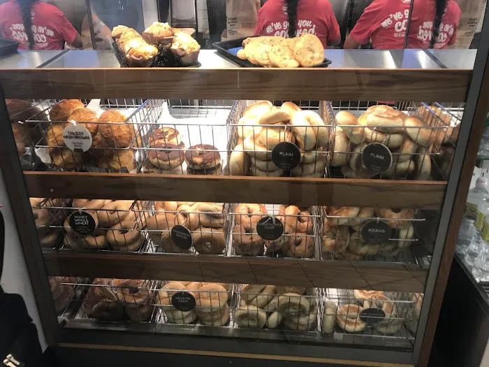 Bruegger’s Bagels Picture 8