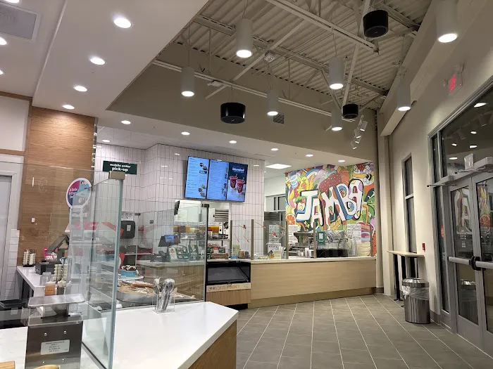Cinnabon Picture 3