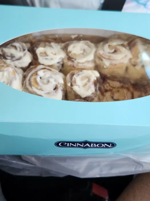Cinnabon Picture 6