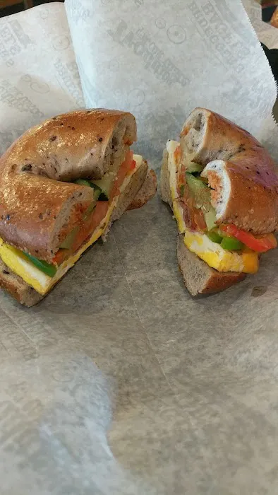 Bruegger's Bagels Picture 10