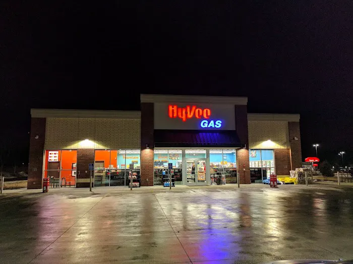 Hy-Vee Car Wash Picture 3