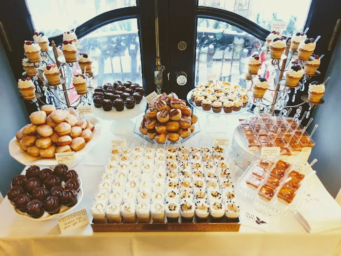Angel Food Wedding Kitchen Picture 6