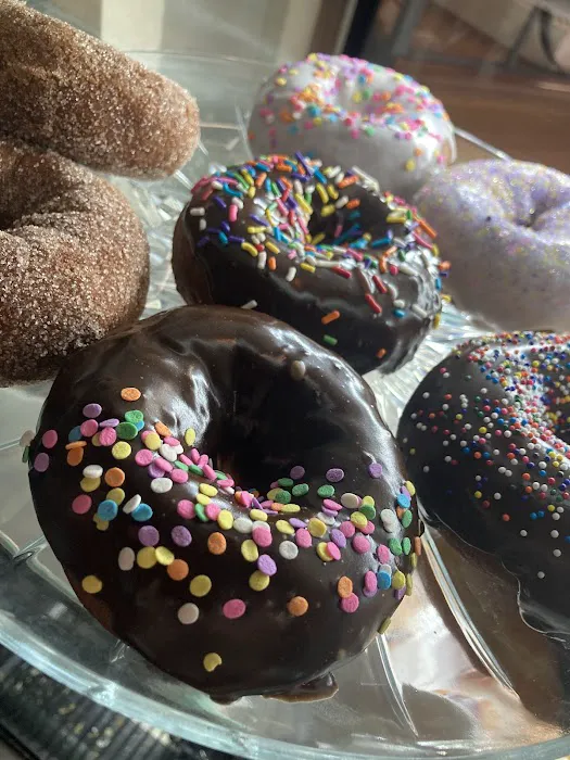 Sara's Bakery - featuring Tipsy Pies Picture 6
