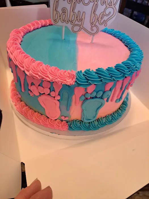 Kim's Custom Cakes Picture 1