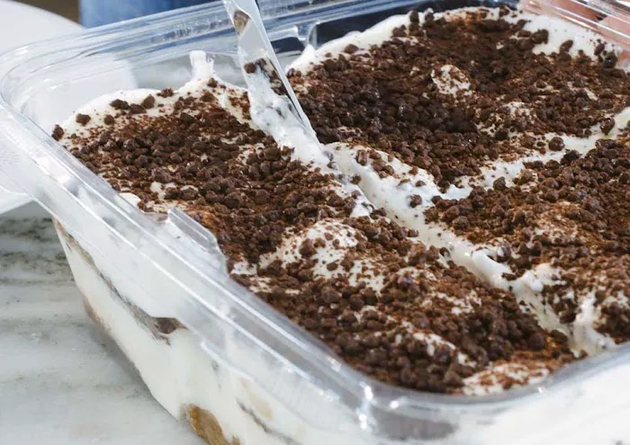 Desserts by Alighieri - Handcrafted Traditional Tiramisu Picture 2