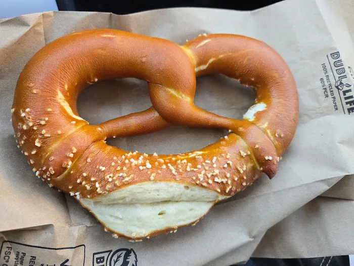 Aki's BreadHaus & WunderBar Picture 4