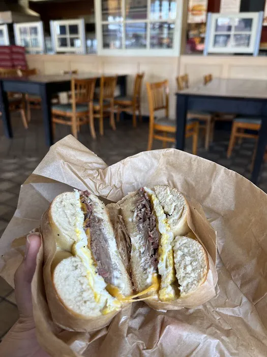 Bruegger's Bagels Picture 9